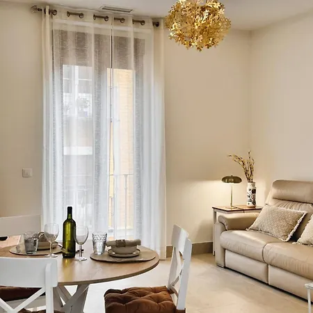 B Elegant & With Unique Views