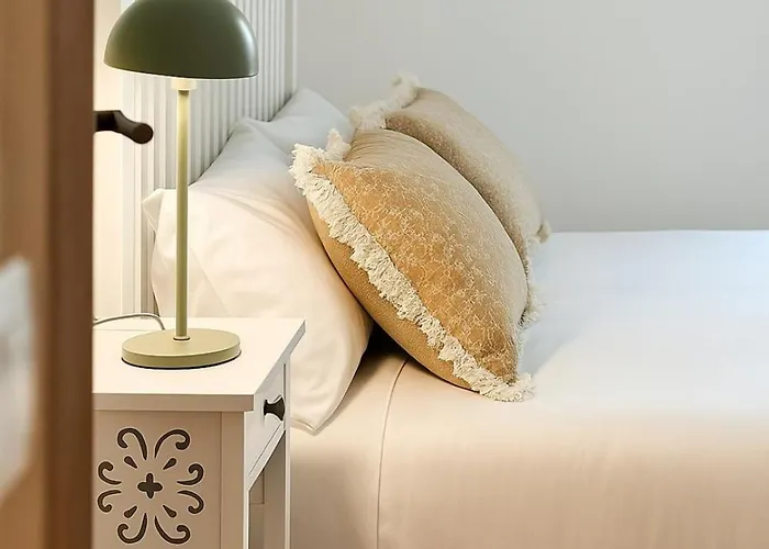 아파트 B Elegant & With Unique Views *